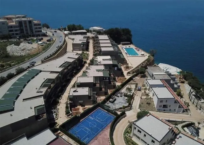 Sea View Apartment!