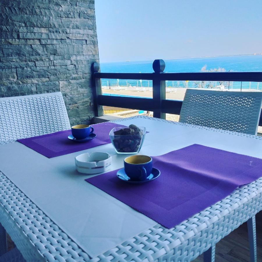 Apartment Sea View Apartment! Vlore